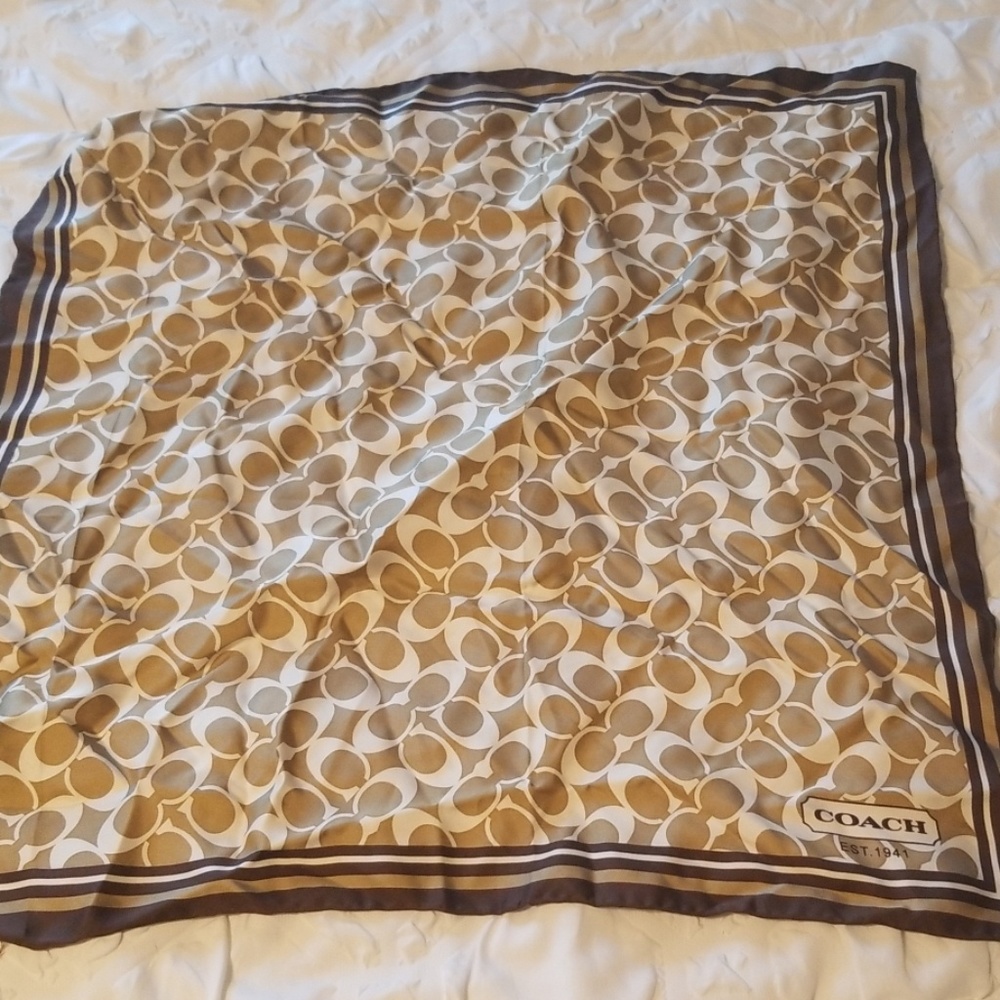Coach signature scarf
